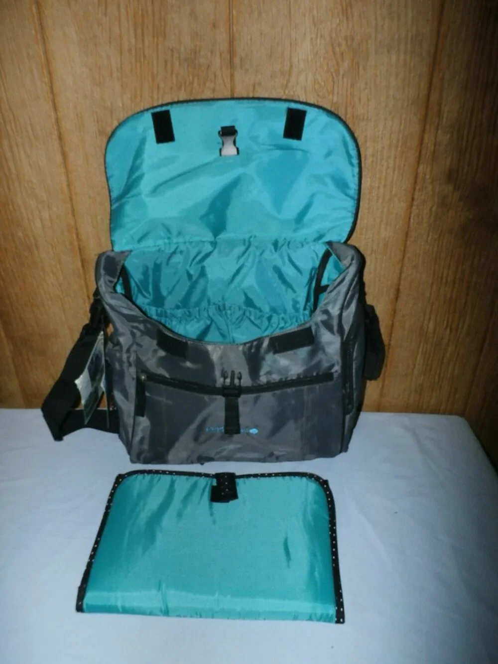 New W/ Tags Gemline  Uptown Convertible Diaper Bag Kit  Backpack Baby Messenger